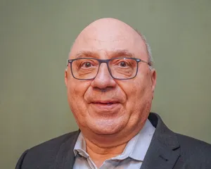 Auf dem Bild ist der neue Ehrenvorsitzende des Kuratoriums der Bürgerstiftung Rösrath zu sehen: Hans Vierkotten